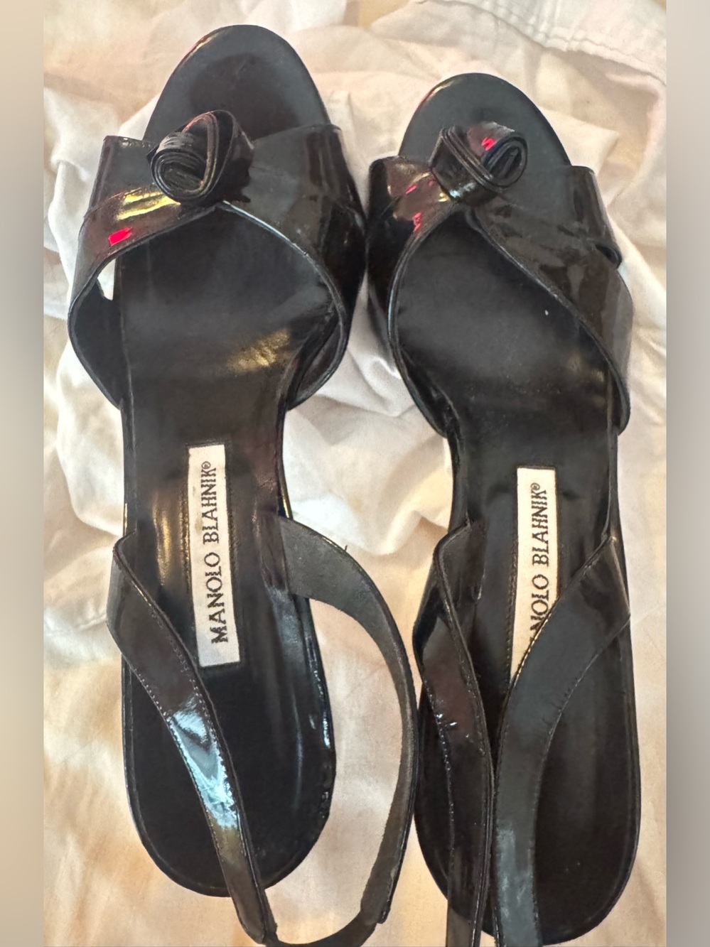 Manolo Blahnik Black Patent Leather Knot-Detail Slingback Heels